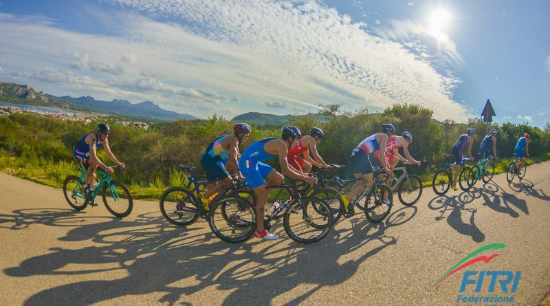 Prova di ciclismo su strada triathlon